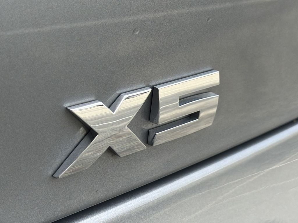 Thumbnail: 2024 BMW X5 - 7