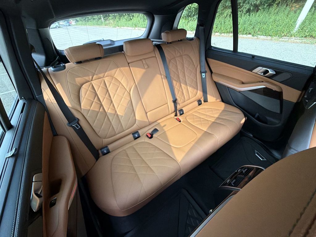 Thumbnail: 2024 BMW X5 - 27