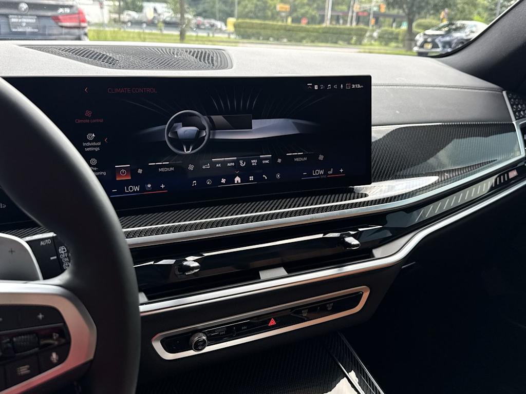 Thumbnail: 2026 BMW X5 - 15