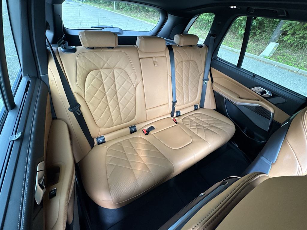 Thumbnail: 2026 BMW X5 - 29