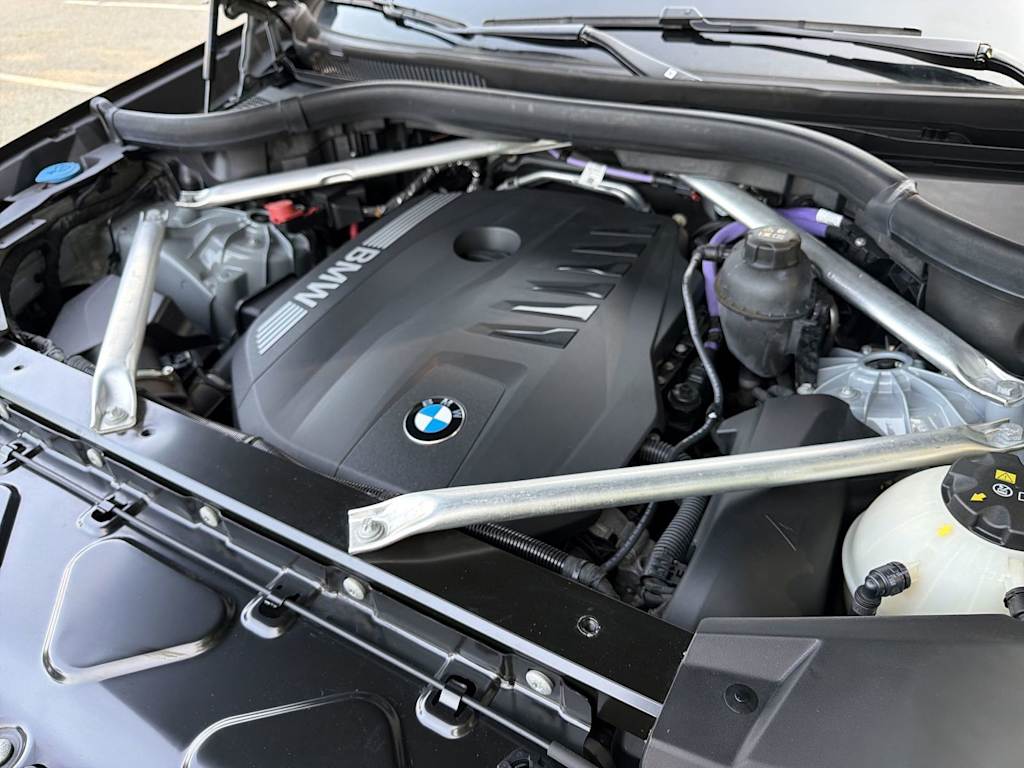 Thumbnail: 2024 BMW X6 - 9