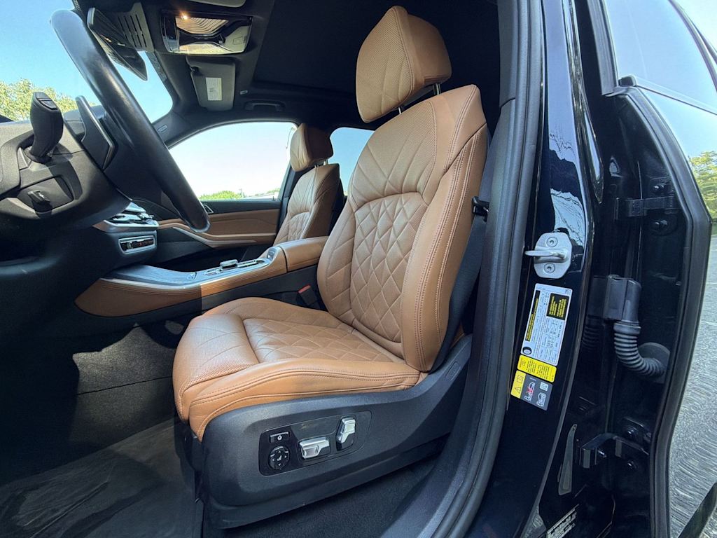 Thumbnail: 2024 BMW X5 - 11