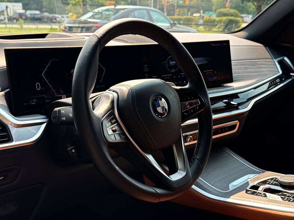 Thumbnail: 2024 BMW X5 - 14