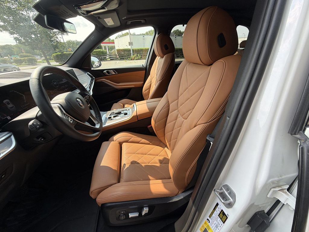Thumbnail: 2024 BMW X5 - 11