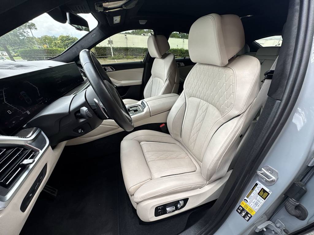 Thumbnail: 2024 BMW X6 - 11
