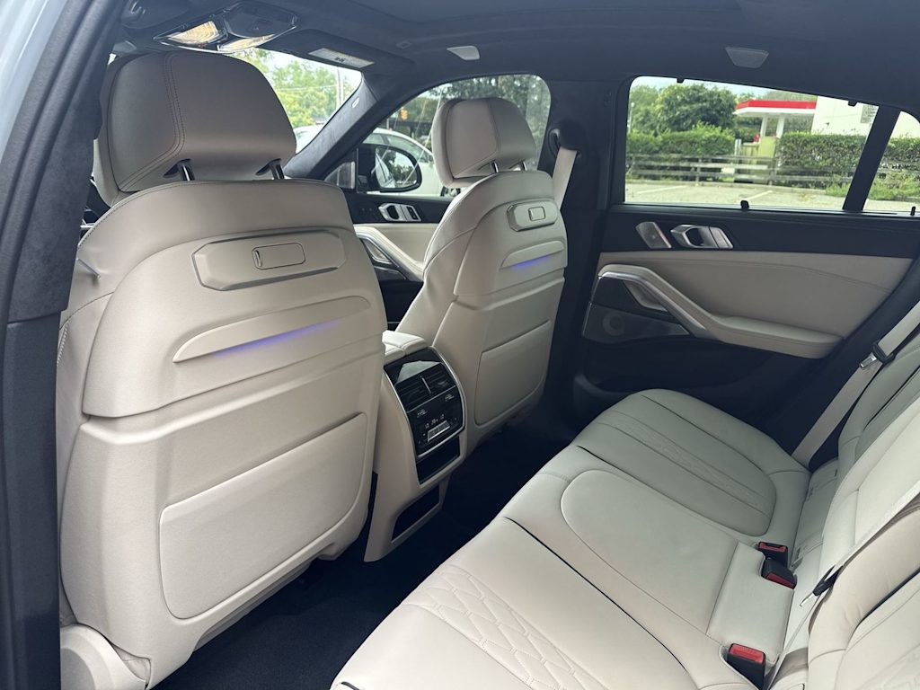 Thumbnail: 2024 BMW X6 - 13