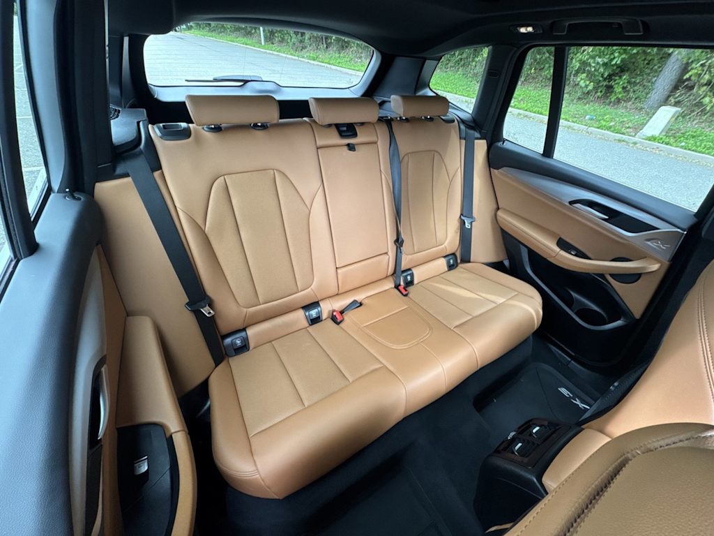 Thumbnail: 2023 BMW X3 - 27
