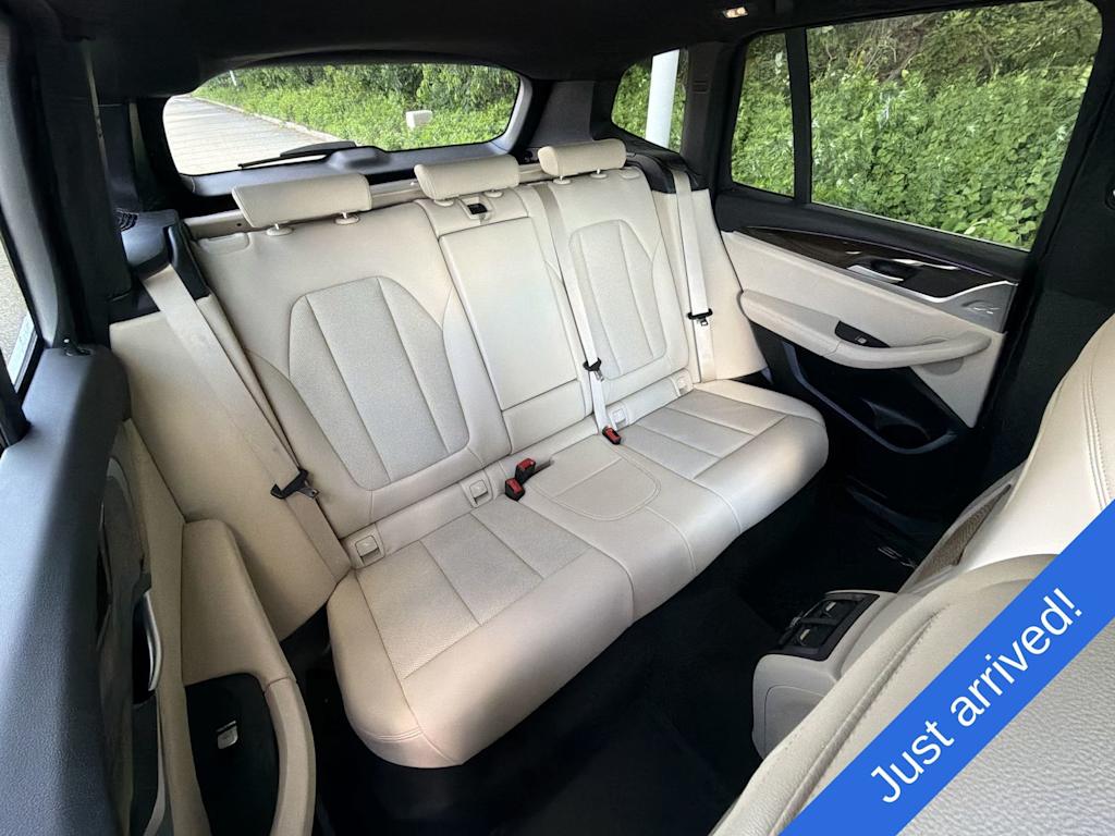 Thumbnail: 2022 BMW X3 - 28