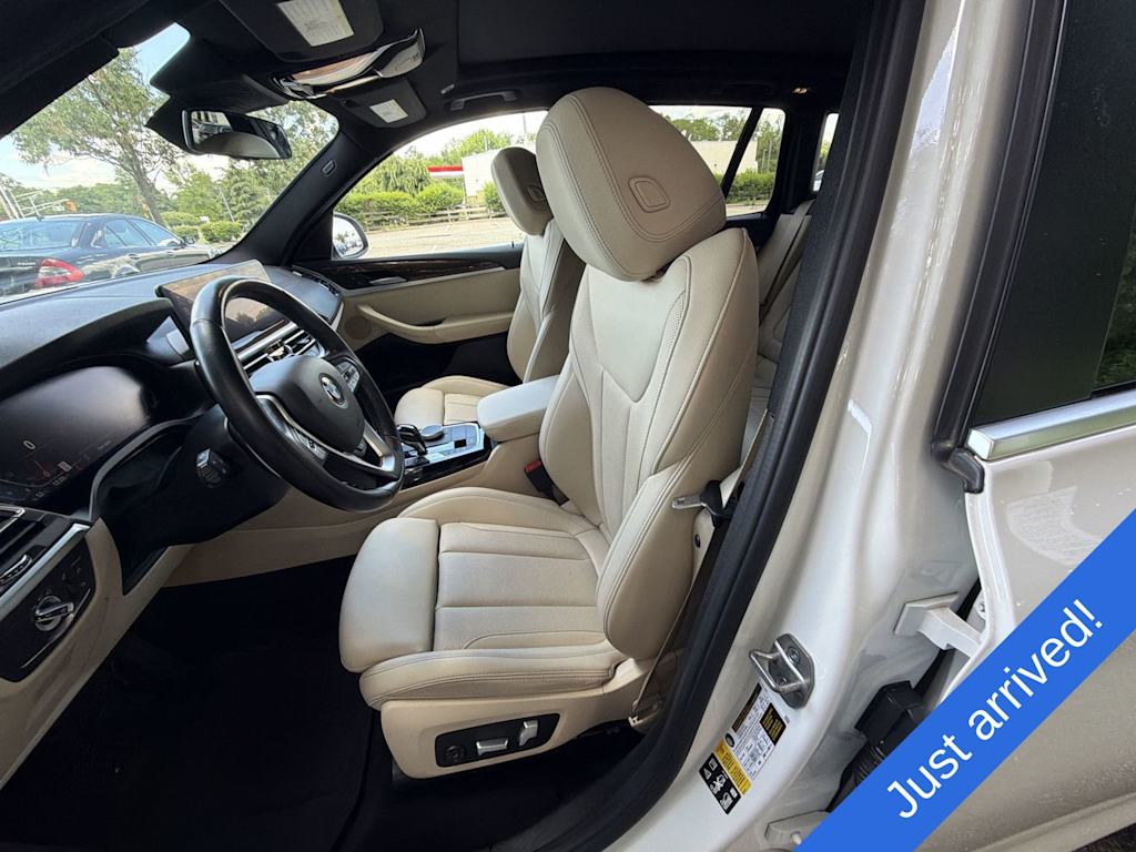 Thumbnail: 2022 BMW X3 - 11