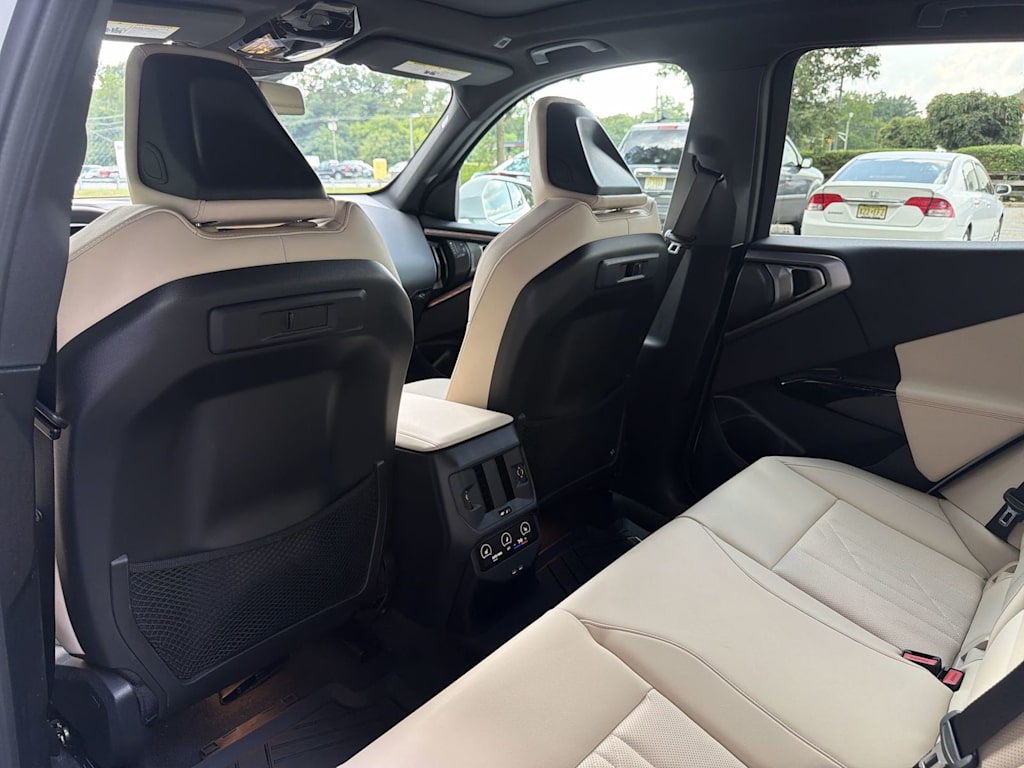 Thumbnail: 2026 BMW X3 - 13