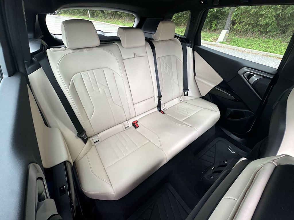 Thumbnail: 2026 BMW X3 - 12