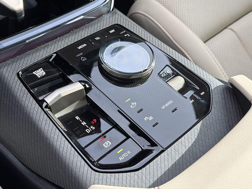 Thumbnail: 2025 BMW X3 - 15