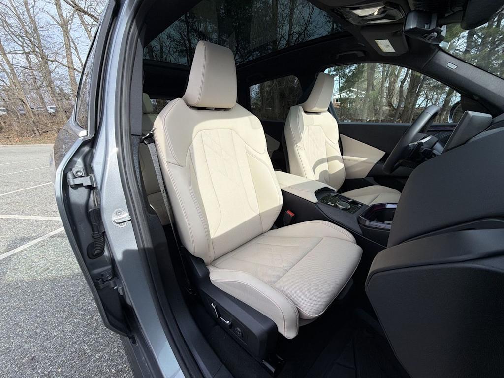 Thumbnail: 2025 BMW X3 - 28