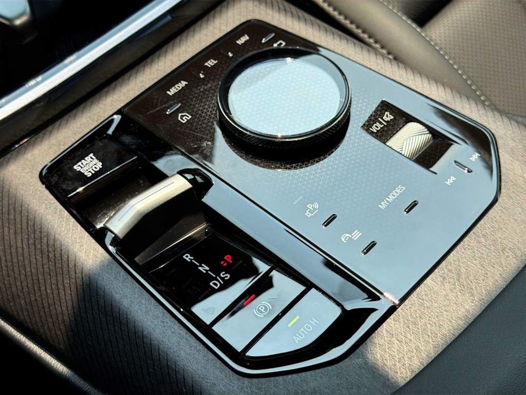 Thumbnail: 2026 BMW X3 - 16