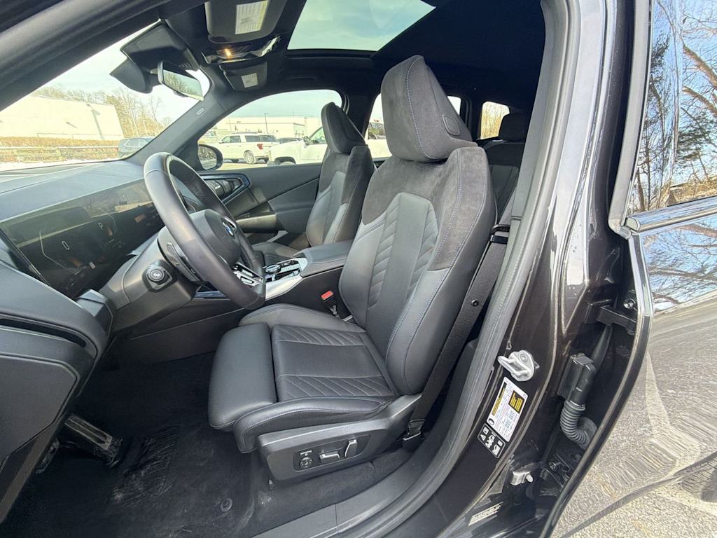 Thumbnail: 2025 BMW X3 - 11