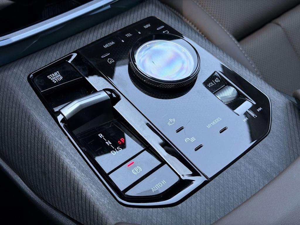 Thumbnail: 2026 BMW X3 - 14