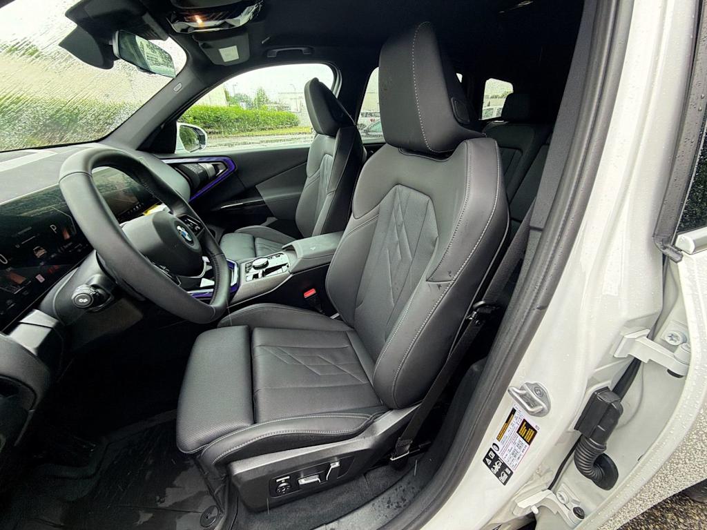 Thumbnail: 2026 BMW X3 - 11