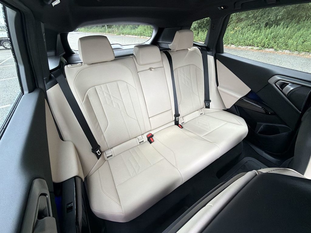 Thumbnail: 2026 BMW X3 - 12