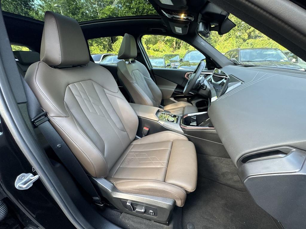 Thumbnail: 2026 BMW X3 - 12