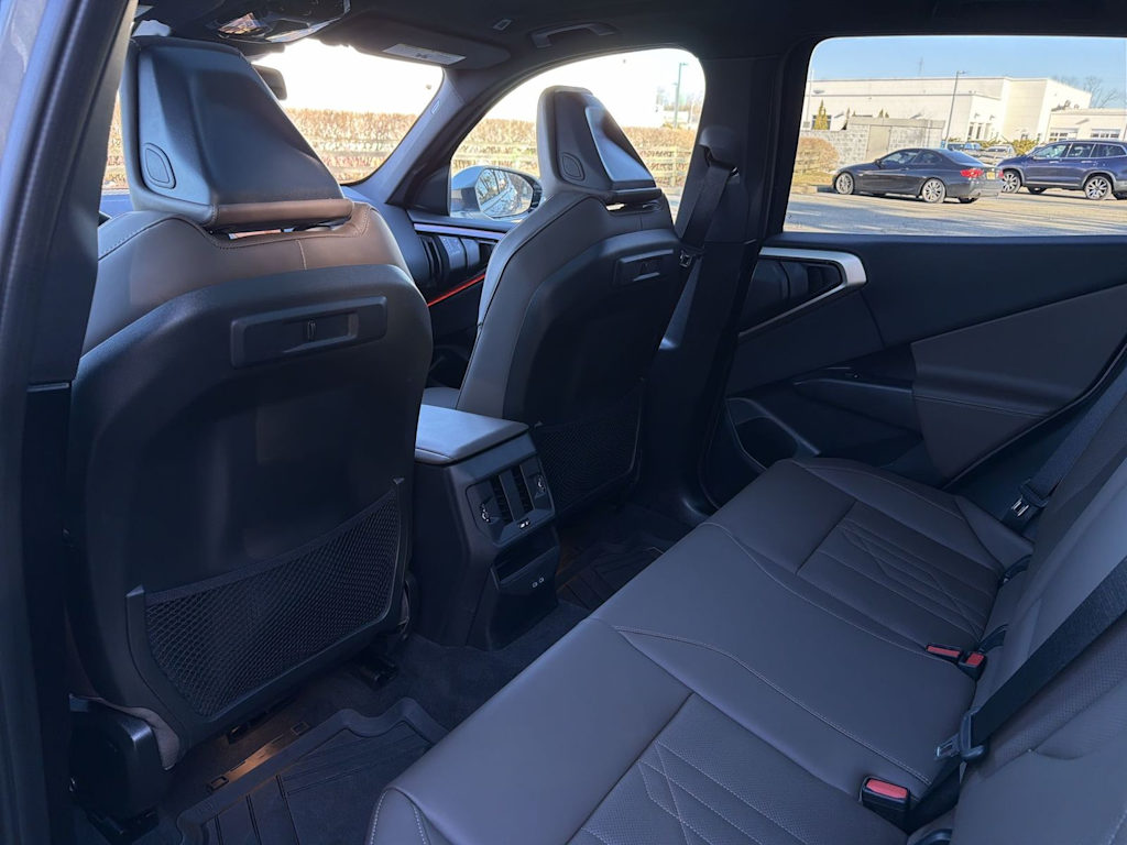 Thumbnail: 2025 BMW X3 - 13