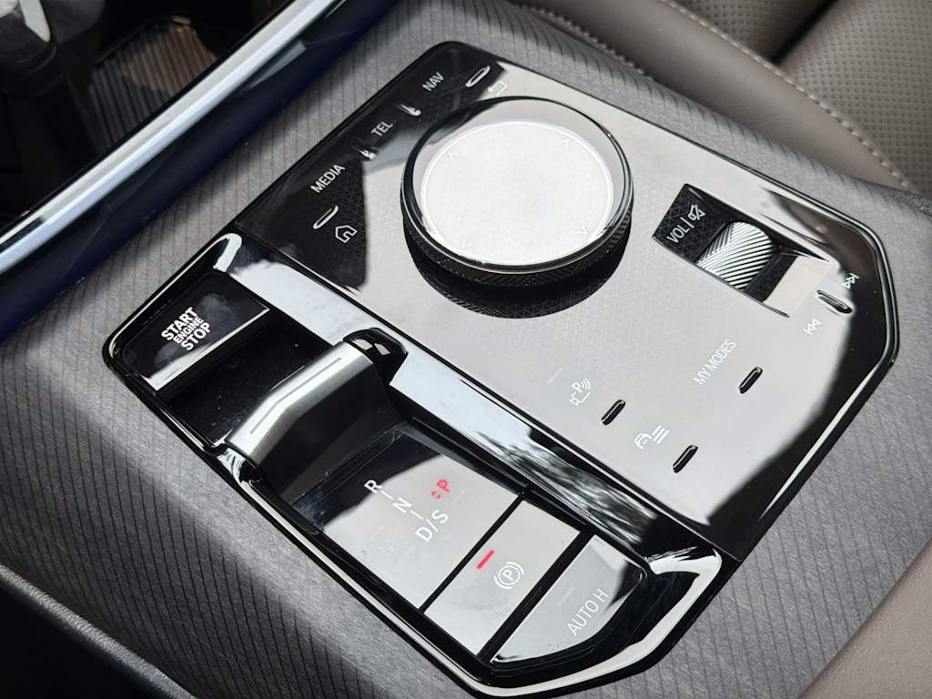 Thumbnail: 2026 BMW X3 - 18