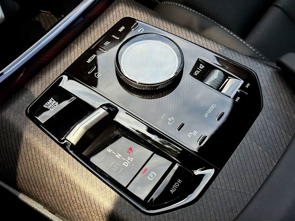 Thumbnail: 2026 BMW X3 - 18