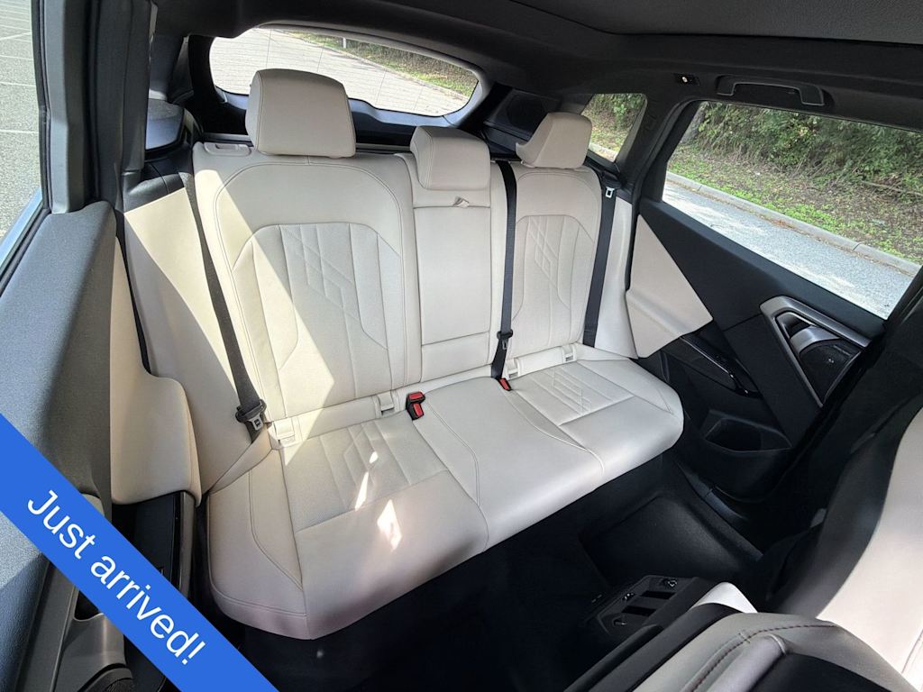 Thumbnail: 2026 BMW X3 - 12