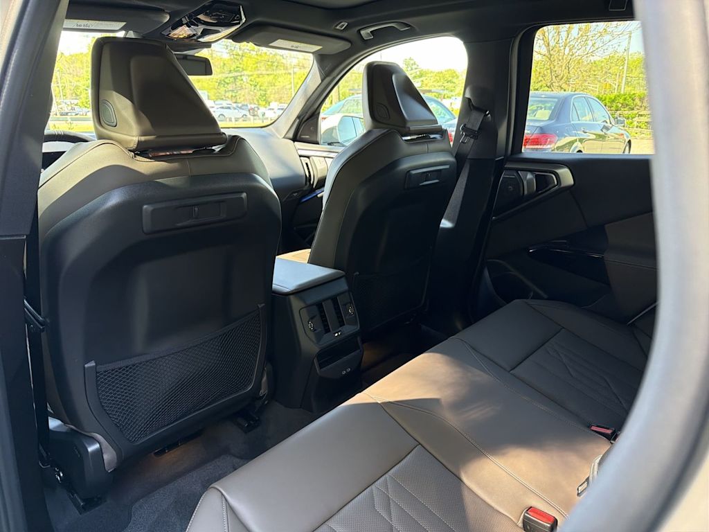 Thumbnail: 2026 BMW X3 - 13