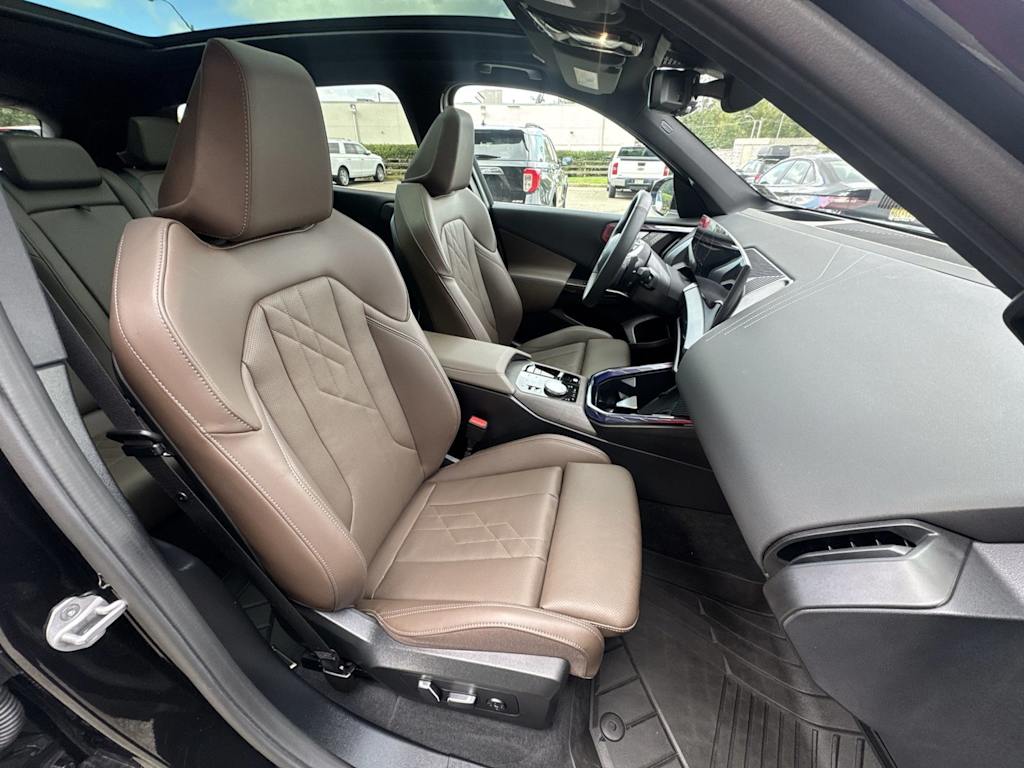 Thumbnail: 2026 BMW X3 - 12