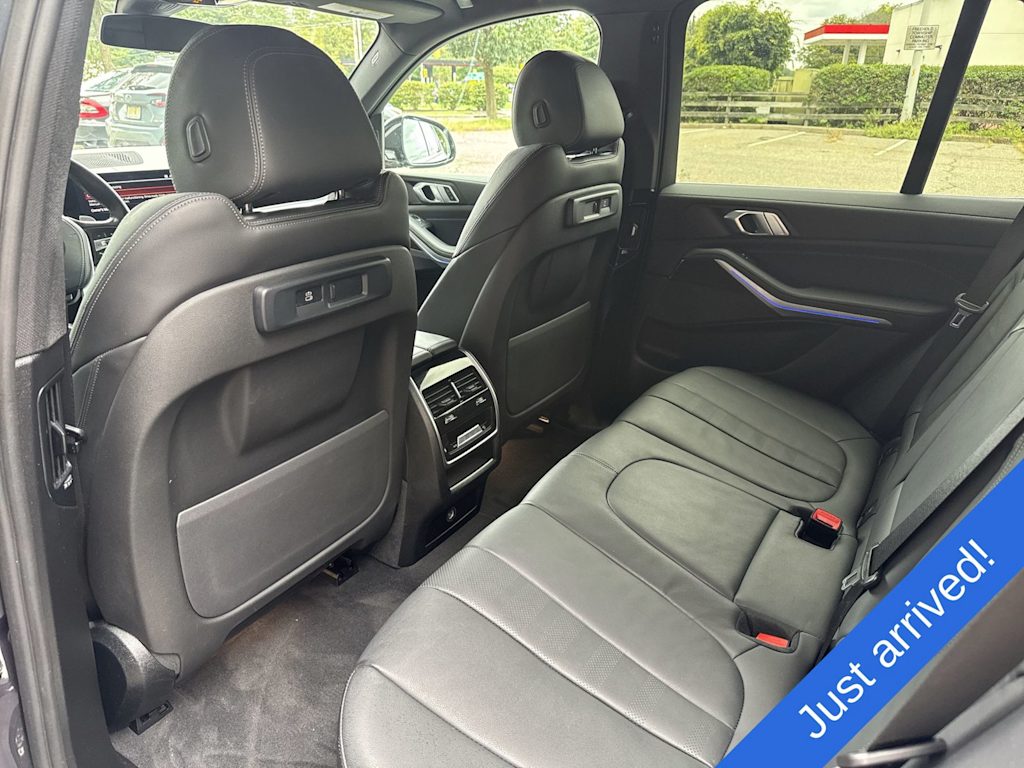 Thumbnail: 2021 BMW X5 - 13