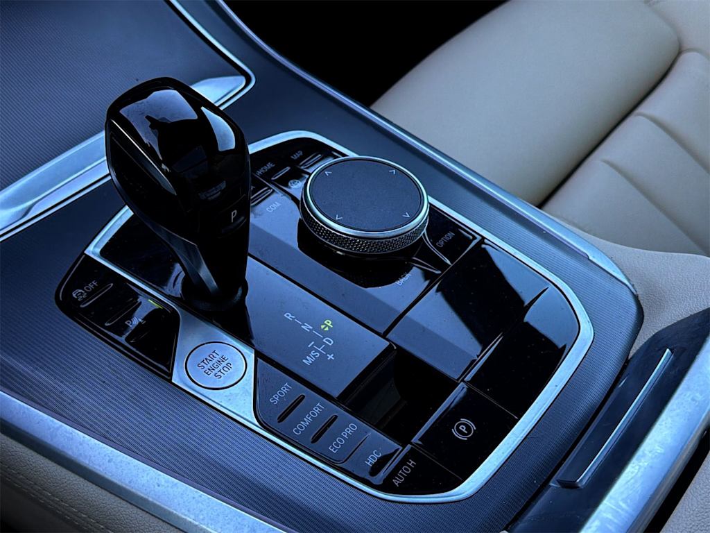 Thumbnail: 2022 BMW X5 - 15