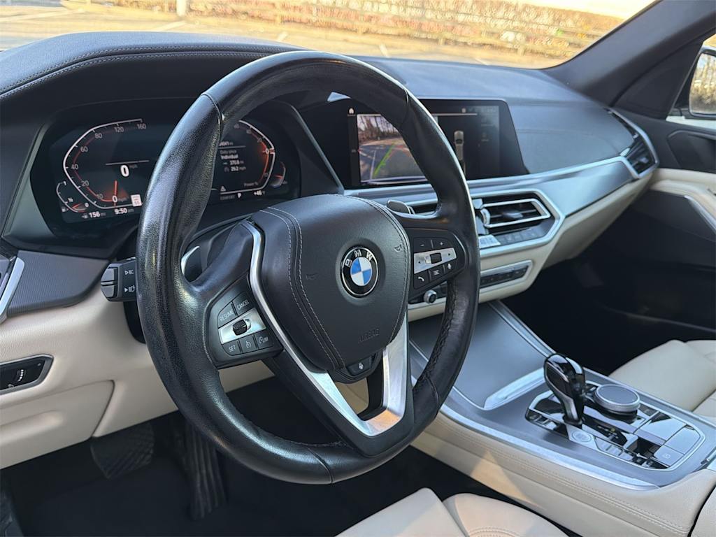 Thumbnail: 2022 BMW X5 - 10