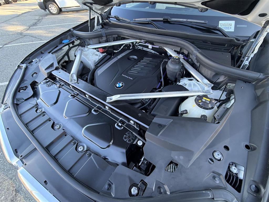 Thumbnail: 2022 BMW X5 - 9