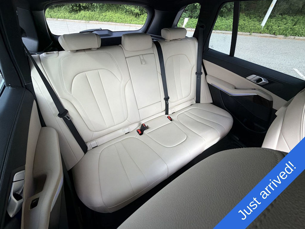 Thumbnail: 2021 BMW X5 - 12