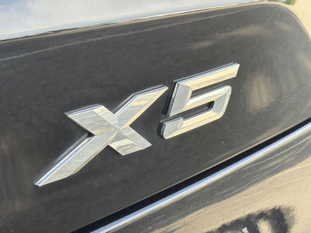 Thumbnail: 2023 BMW X5 - 7