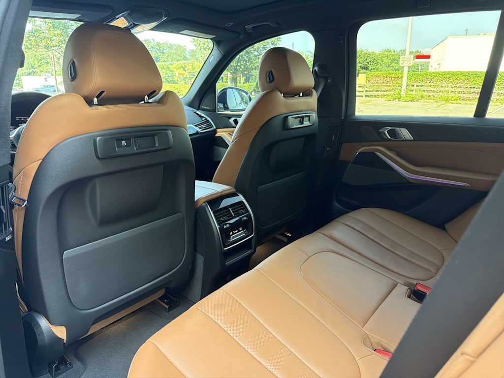 Thumbnail: 2021 BMW X5 - 13