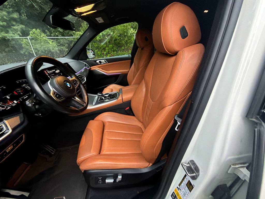 Thumbnail: 2021 BMW X5 - 11