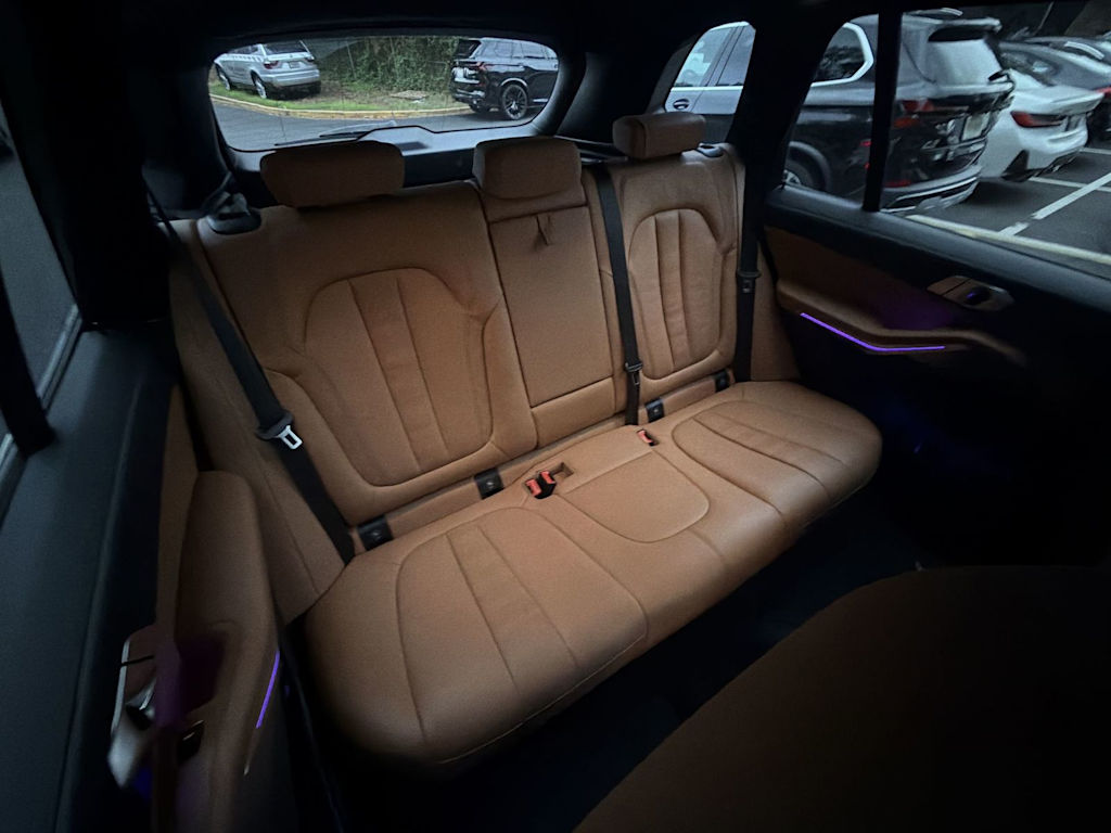 Thumbnail: 2021 BMW X5 - 28