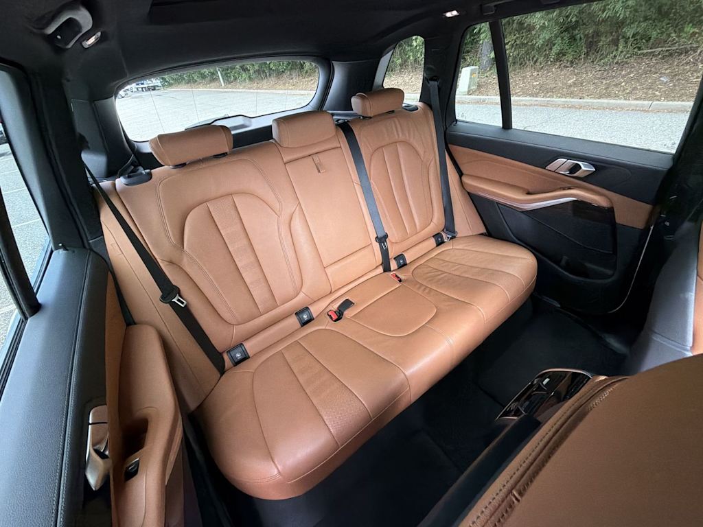 Thumbnail: 2021 BMW X5 - 28