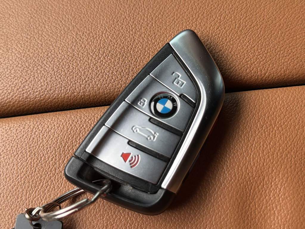 Thumbnail: 2021 BMW X5 - 19