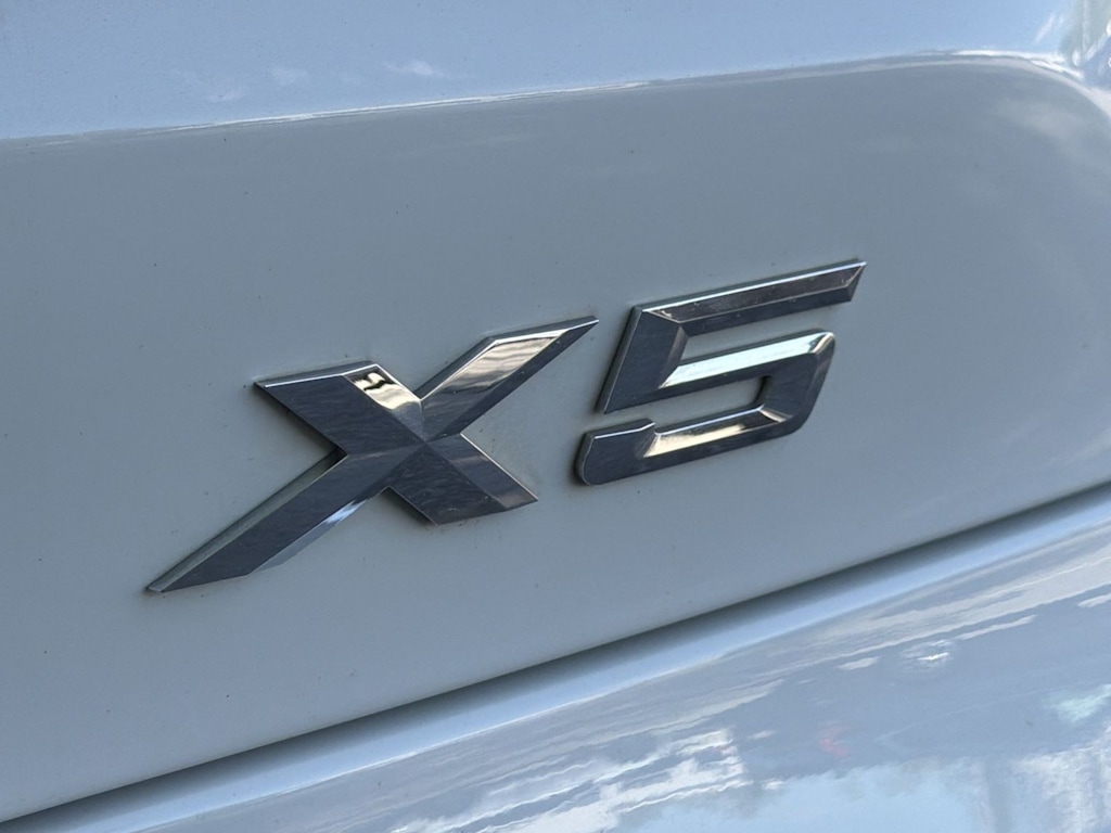 Thumbnail: 2023 BMW X5 - 7