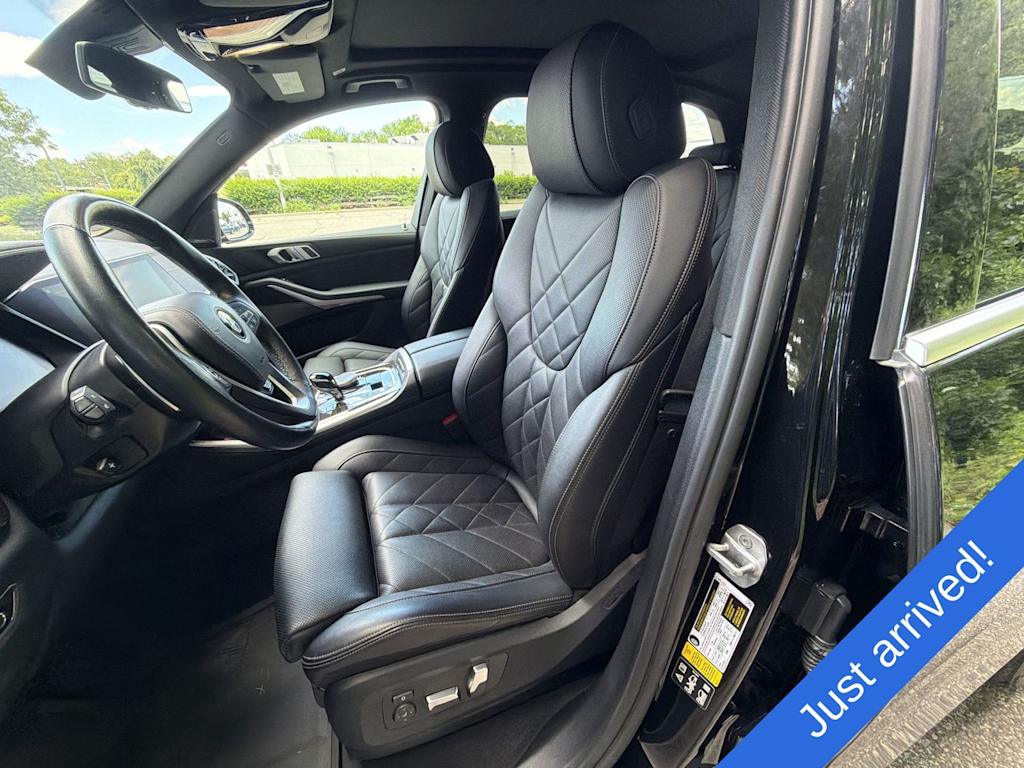 Thumbnail: 2023 BMW X5 - 11