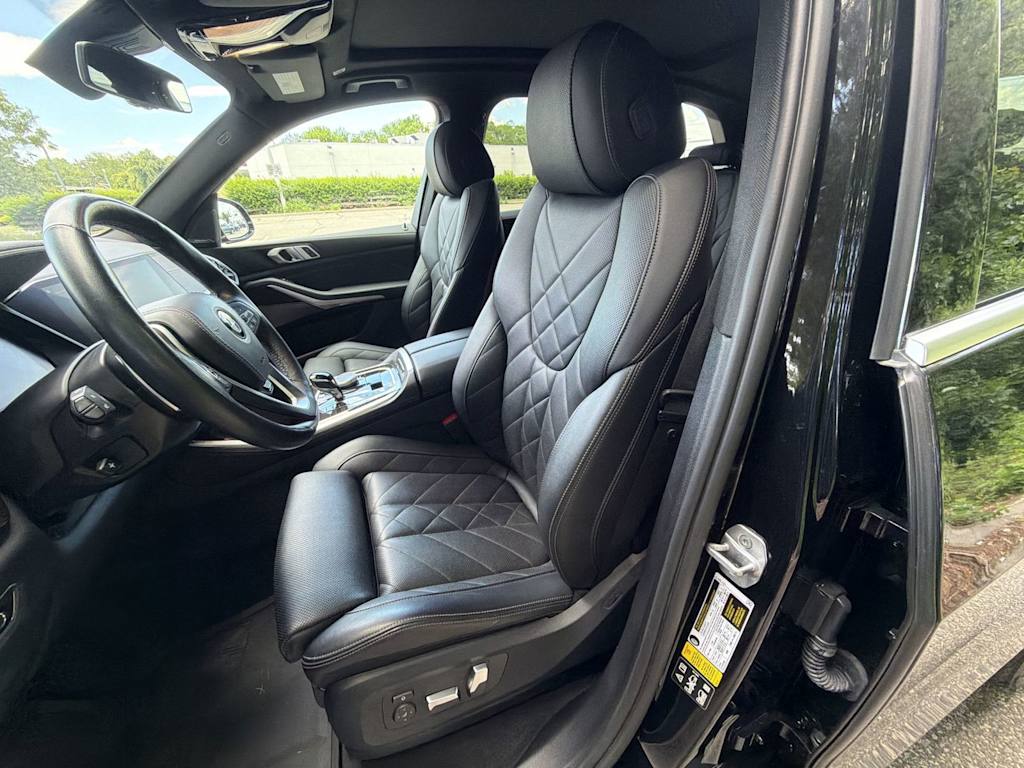 Thumbnail: 2023 BMW X5 - 11
