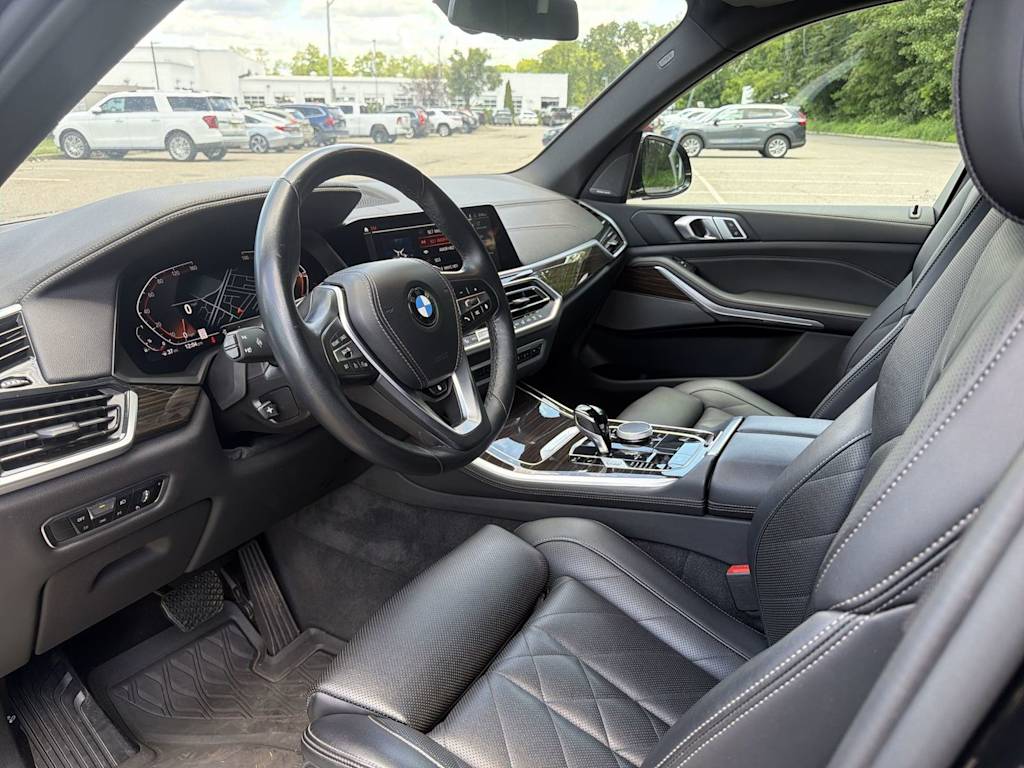 Thumbnail: 2023 BMW X5 - 2