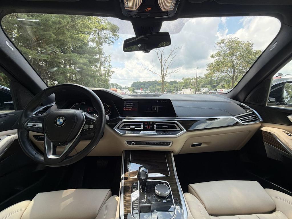 Thumbnail: 2020 BMW X5 - 10