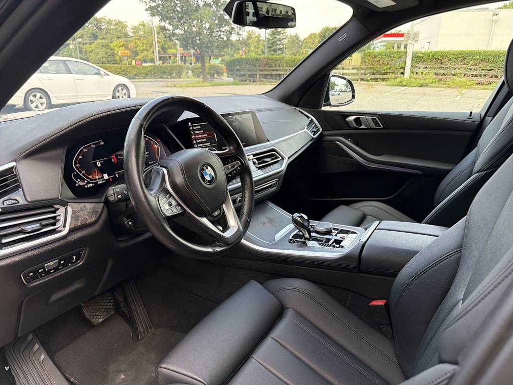 Thumbnail: 2021 BMW X5 - 2