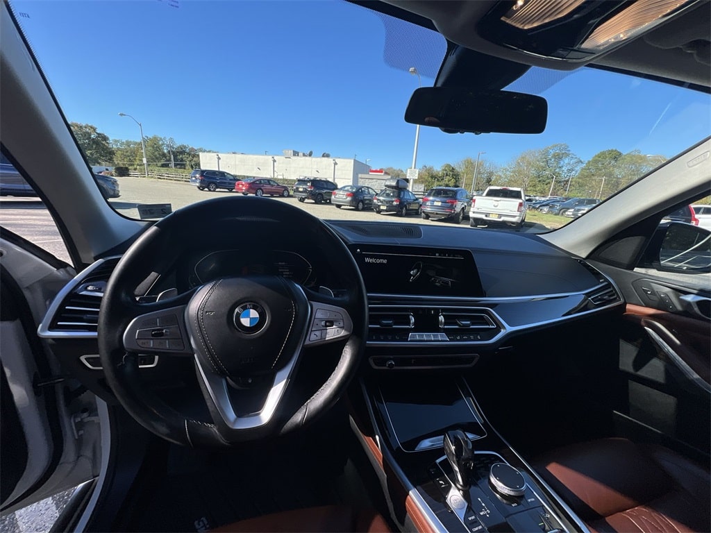 Thumbnail: 2021 BMW X7 - 2