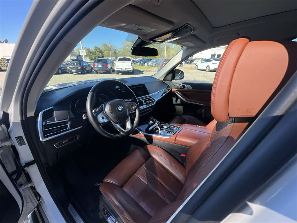 Thumbnail: 2021 BMW X7 - 24