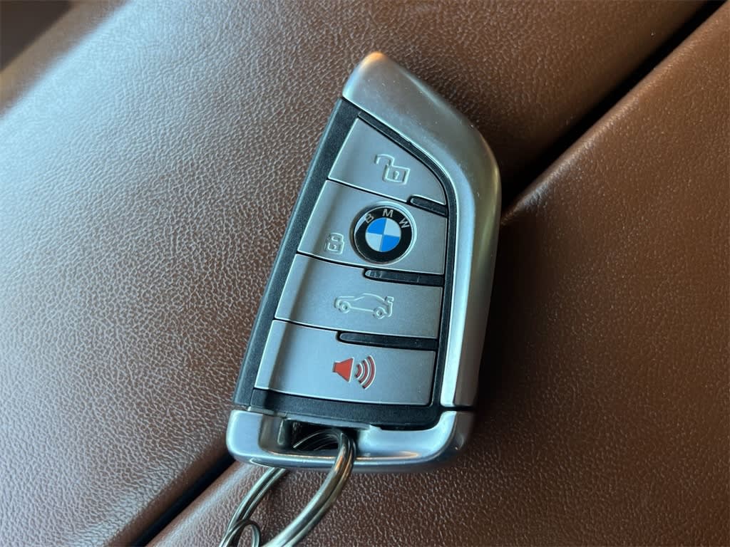 Thumbnail: 2021 BMW X7 - 18