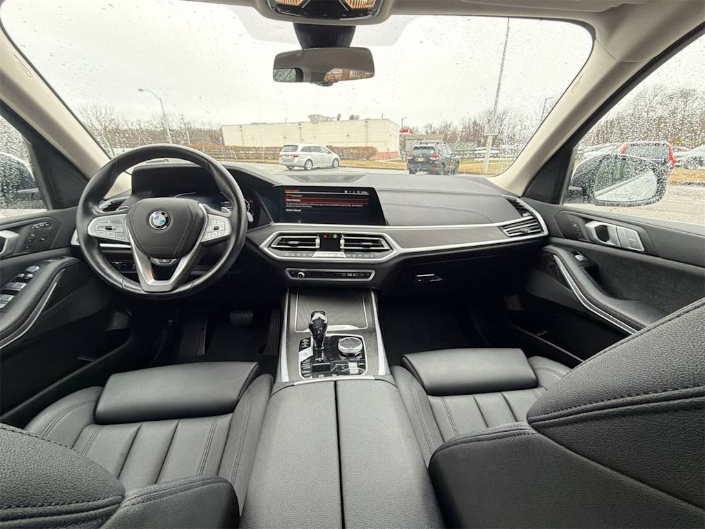 Thumbnail: 2021 BMW X7 - 2